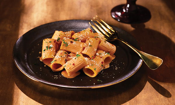Al Bronzo™ Mezzi Rigatoni with Spicy Vodka Sauce